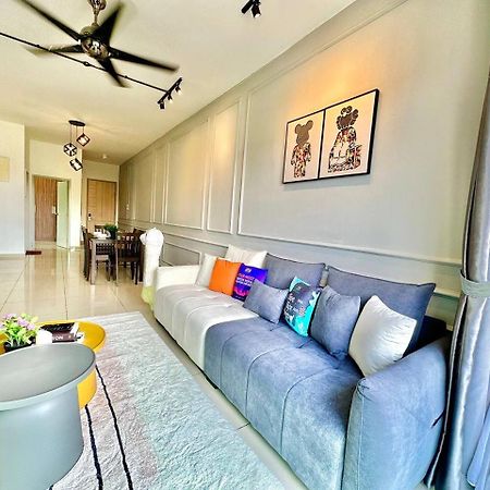 Seasons Luxury Apartment By Rr Jbcity Johor Bahru Exterior foto