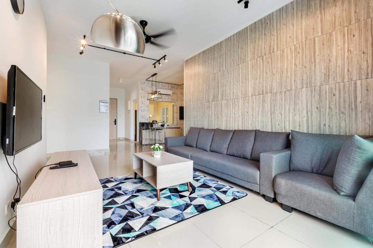 Seasons Luxury Apartment By Rr Jbcity Johor Bahru Exterior foto